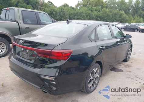 2020 Kia Forte Lxs z USA, uszkodzony, nr VIN 3KPF24AD6LE147965
